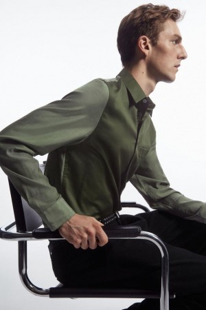 COS Colour-block Tailored - Relaxed Ing Férfi Khaki Zöld | EBR-237109