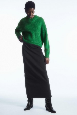 COS Cropped V-neck Mohair Jumpers Női Zöld | MAC-423801