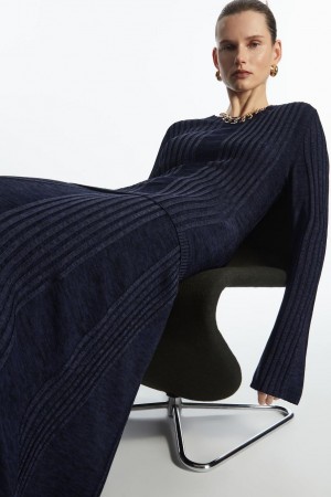COS Flared-sleeve Bordázott-panel Felső Női Sötétkék | MIZ-572319