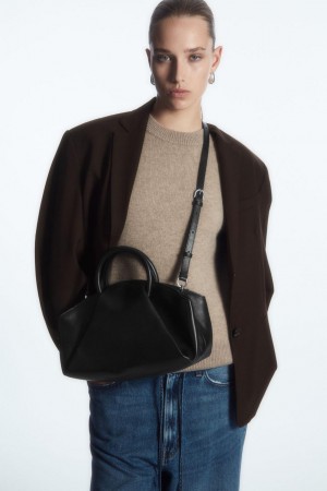 COS Fold Shoulder - Bőr Táska Női Fekete | HIF-863251