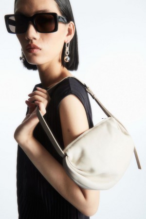 COS Gathered Shoulder - Bőr Táska Női Fehér | FHW-753148