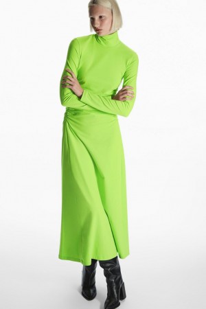 COS High-neck Gathered Midi Ruha Női Világos Zöld | LVC-685427