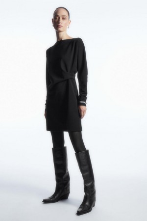COS Long-sleeved Asymmetric Mini Ruha Női Fekete | PDY-924658