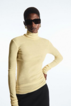 COS Merino Gyapjú Turtleneck Felső Női Világos Sárga | KRZ-521904