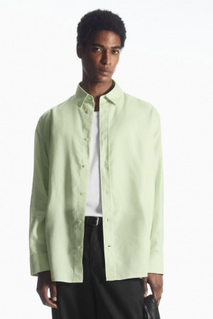 COS Oversized Könnyű Twill Ing Férfi Világos Zöld | ZBG-103972