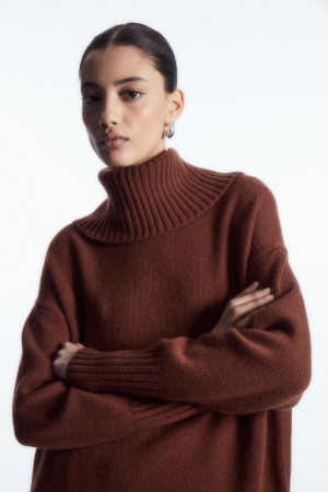 COS Oversized Pure Cashmere Roll-neck Jumpers Női Piros | RJY-643528