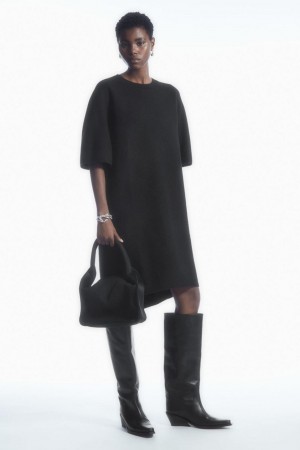 COS Oversized-fit Gyapjú T-shirt Ruha Női Fekete | ACG-290183