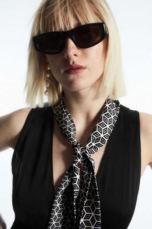 COS Printed Pure Silk Sál Női Fekete | SMD-964201
