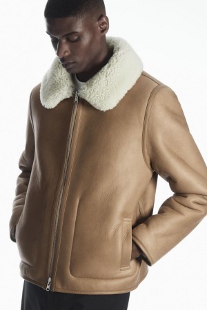 COS Reversible Shearling Kabát Férfi Barna | NKP-620345