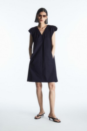 COS Smocked V-neck Mini Ruha Női Sötétkék | XGK-086593