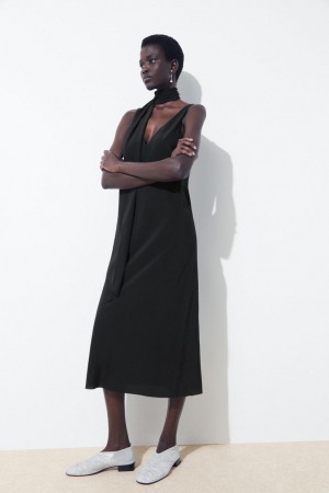 COS The Silk Scarf Ruha Női Fekete | KQT-872953