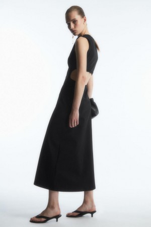 COS Ujjatlan Cutout Maxi Ruha Női Fekete | DPW-518437
