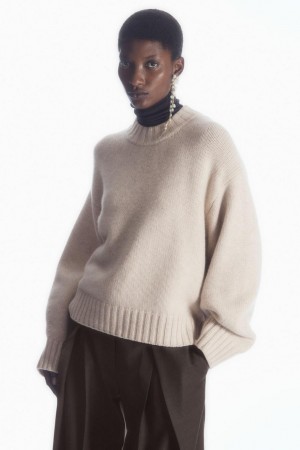COS Vaskos Pure Cashmere Crew-neck Jumpers Női Krém | BYM-382964