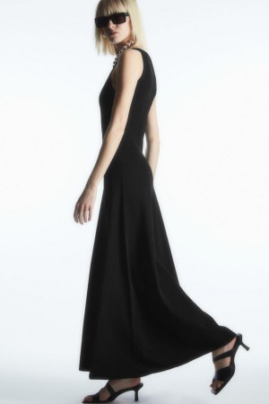 COS V-neck Kötött Maxi Ruha Női Fekete | ELB-329148