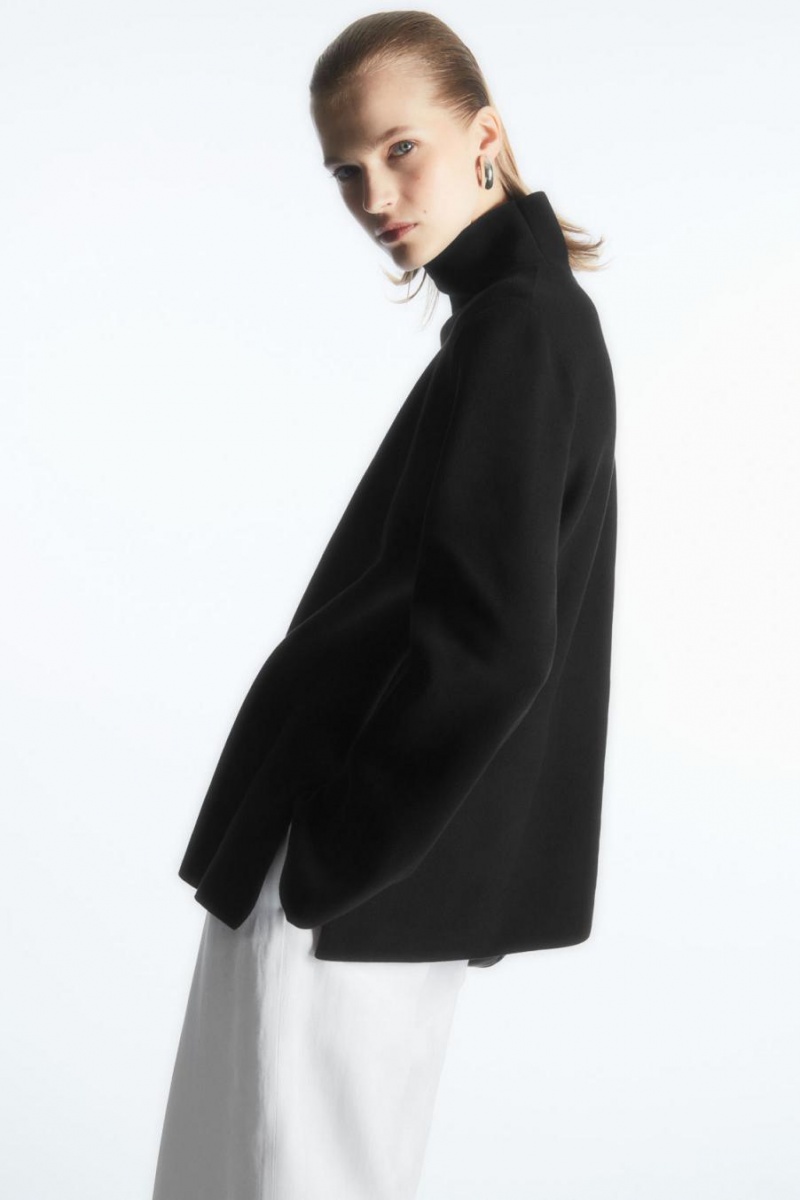 COS A-line Funnel-neck Felső Női Fekete | MTP-095283