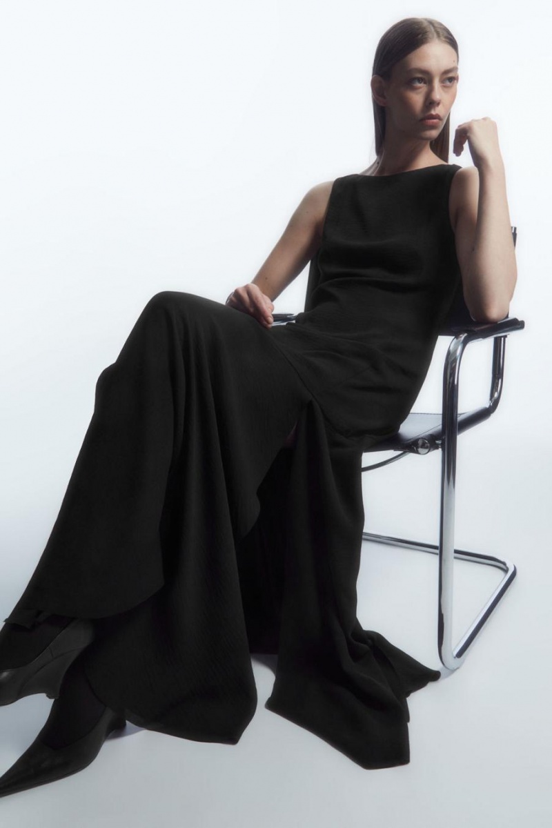COS Asymmetric Flared-hem Maxi Ruha Női Fekete | BFX-903584