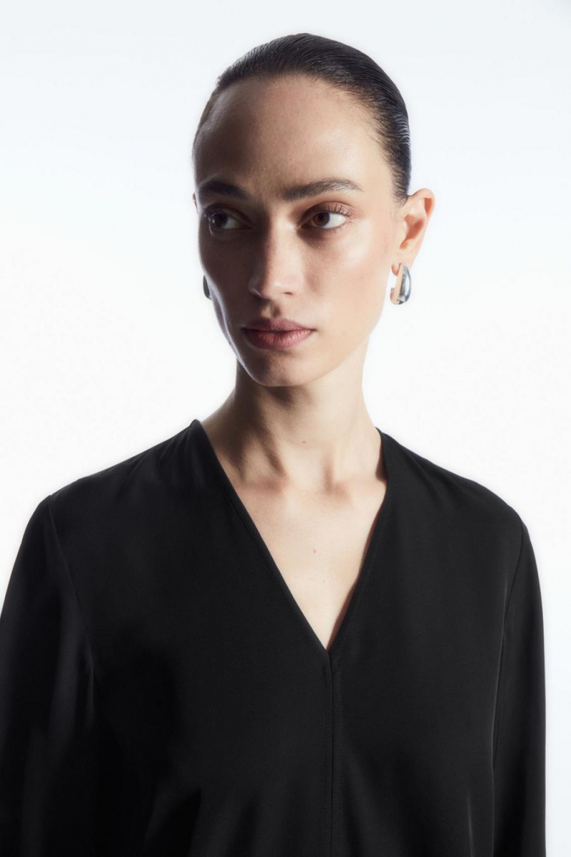 COS Asymmetric Tunic Ruha Női Fekete | IRU-398561