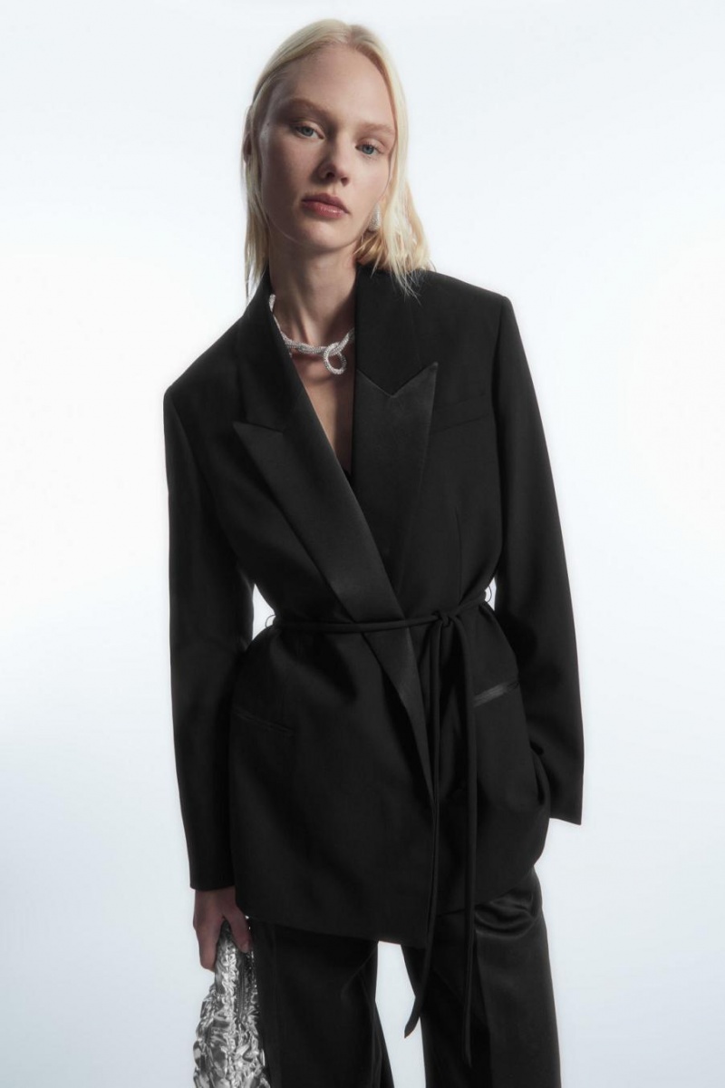 COS Belted Satin-lapel Tuxedo Blézer Női Fekete | VLB-205493
