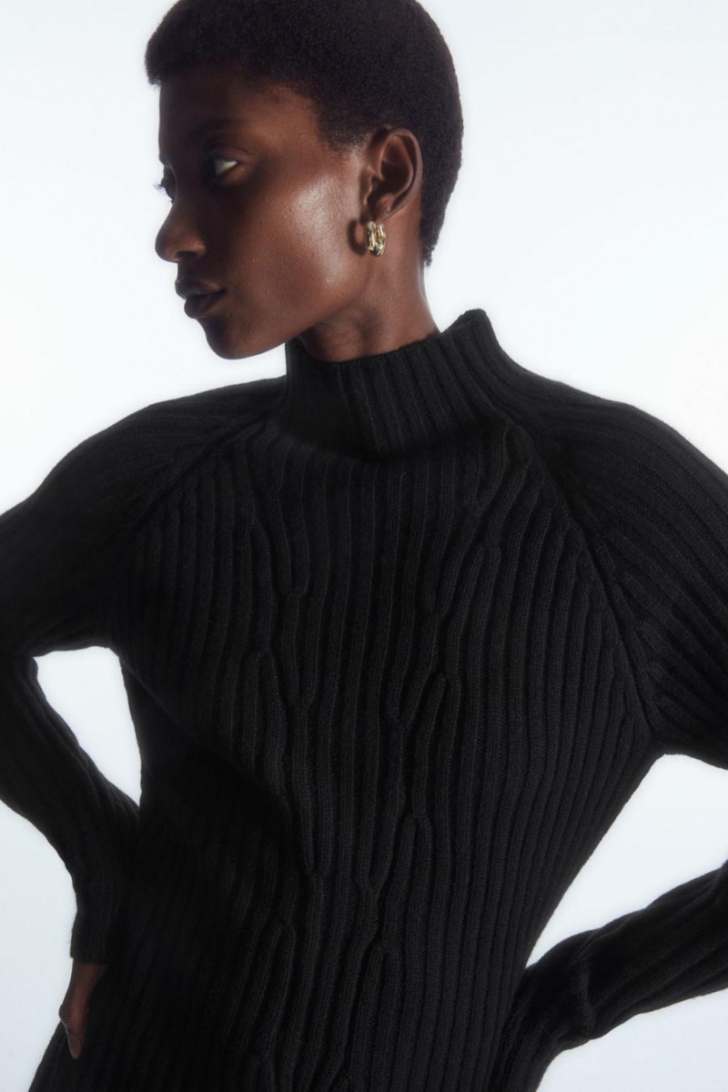 COS Bordázott Pure Cashmere Turtleneck Jumpers Női Fekete | JMP-890172