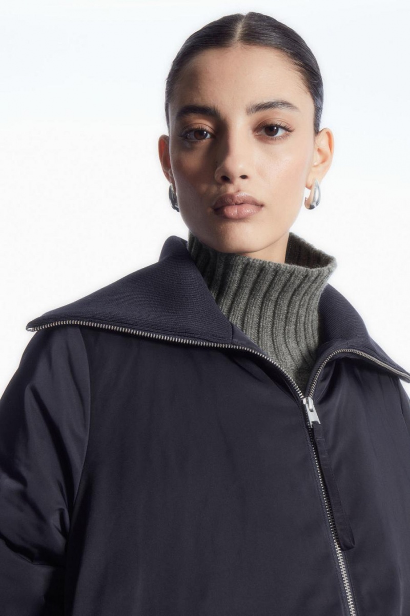 COS Bordázott-collar Puffer Kabát Női Sötétkék | FJM-312748