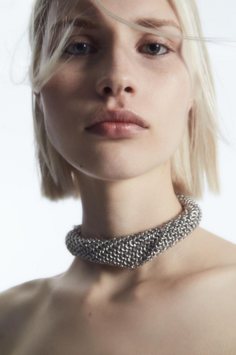 COS Chainmail Choker Női Titán | ISB-863790