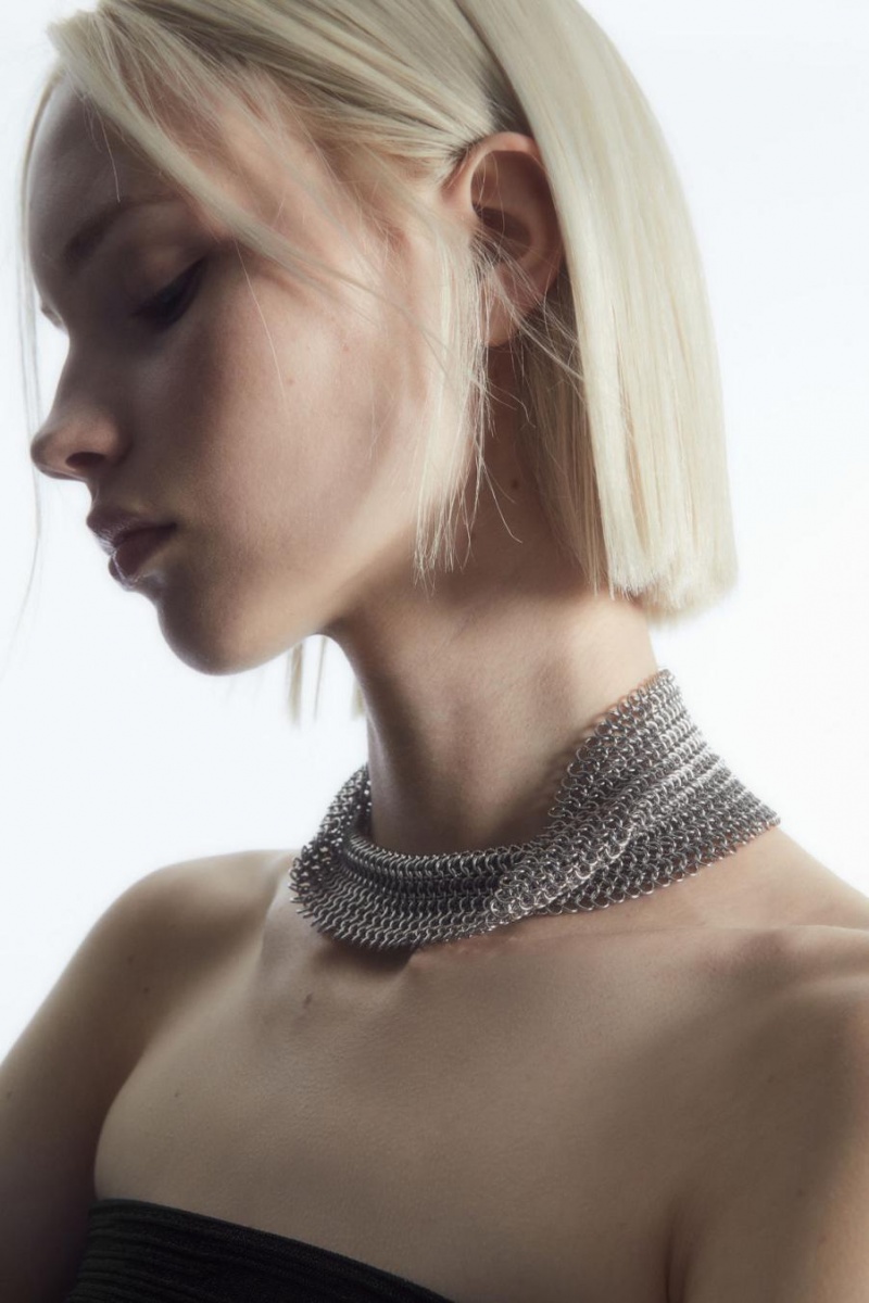 COS Chainmail Choker Női Titán | ISB-863790