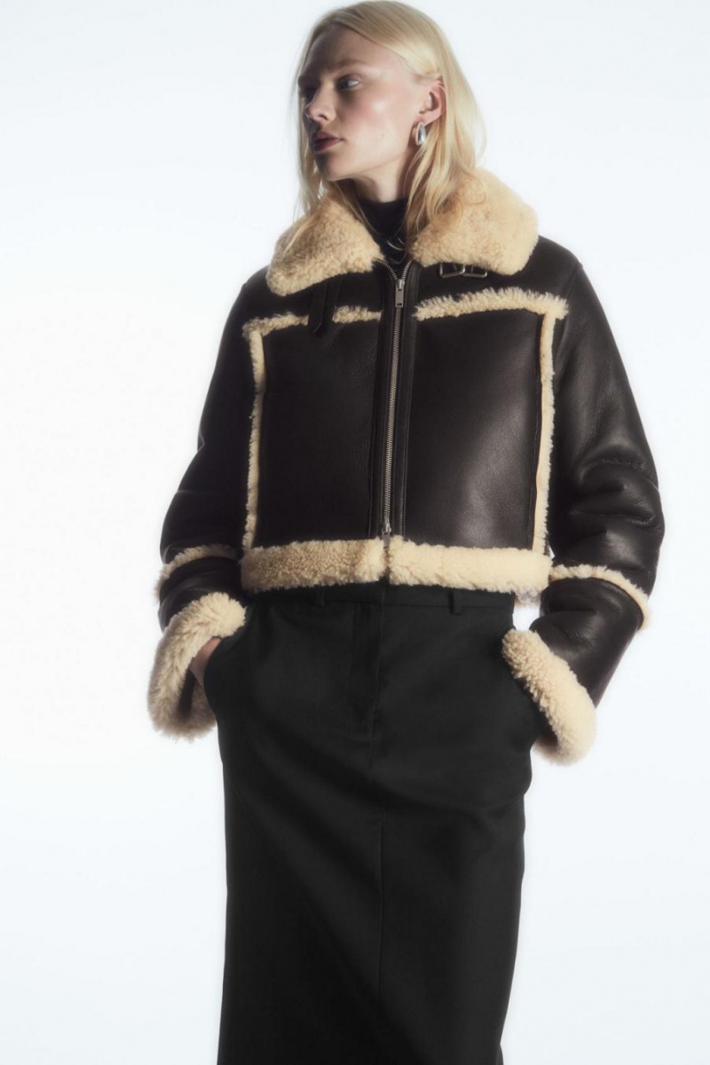 COS Cropped Shearling Kabát Női Sötétbarna Krém | EIR-750243
