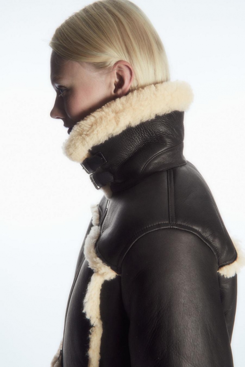 COS Cropped Shearling Kabát Női Sötétbarna Krém | EIR-750243