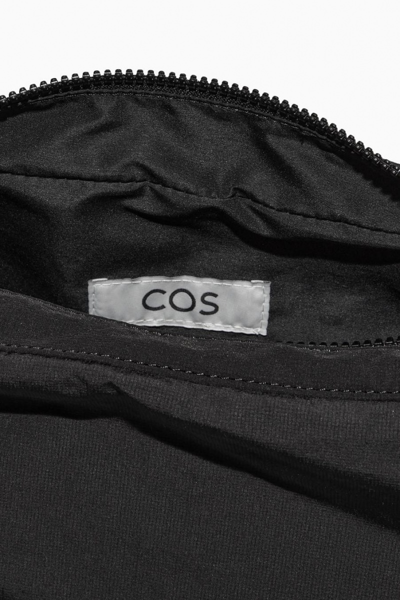 COS Crossbody Saddle - Nejlon Táska Férfi Fekete | QEN-853096