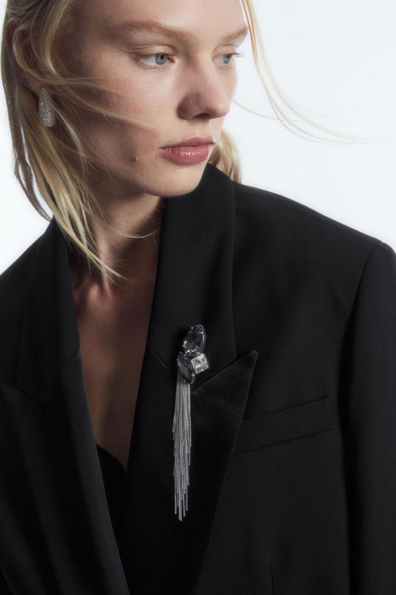 COS Embellished Chainmail Brooch Női Titán | FXR-065974
