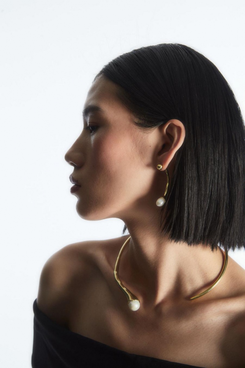 COS Freshwater Pearl Drop Fülbevalók Női Arany | KEV-421803