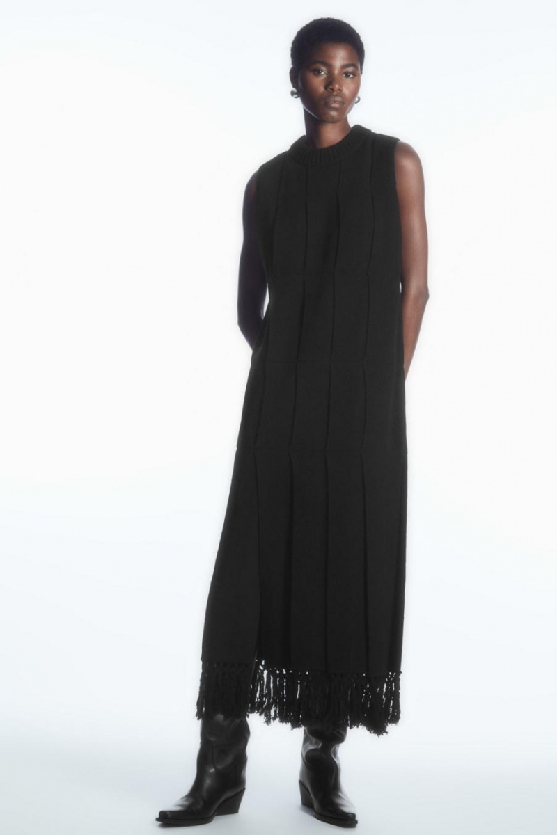 COS Fringed Panelled Gyapjú Midi Ruha Női Fekete | PFM-278640