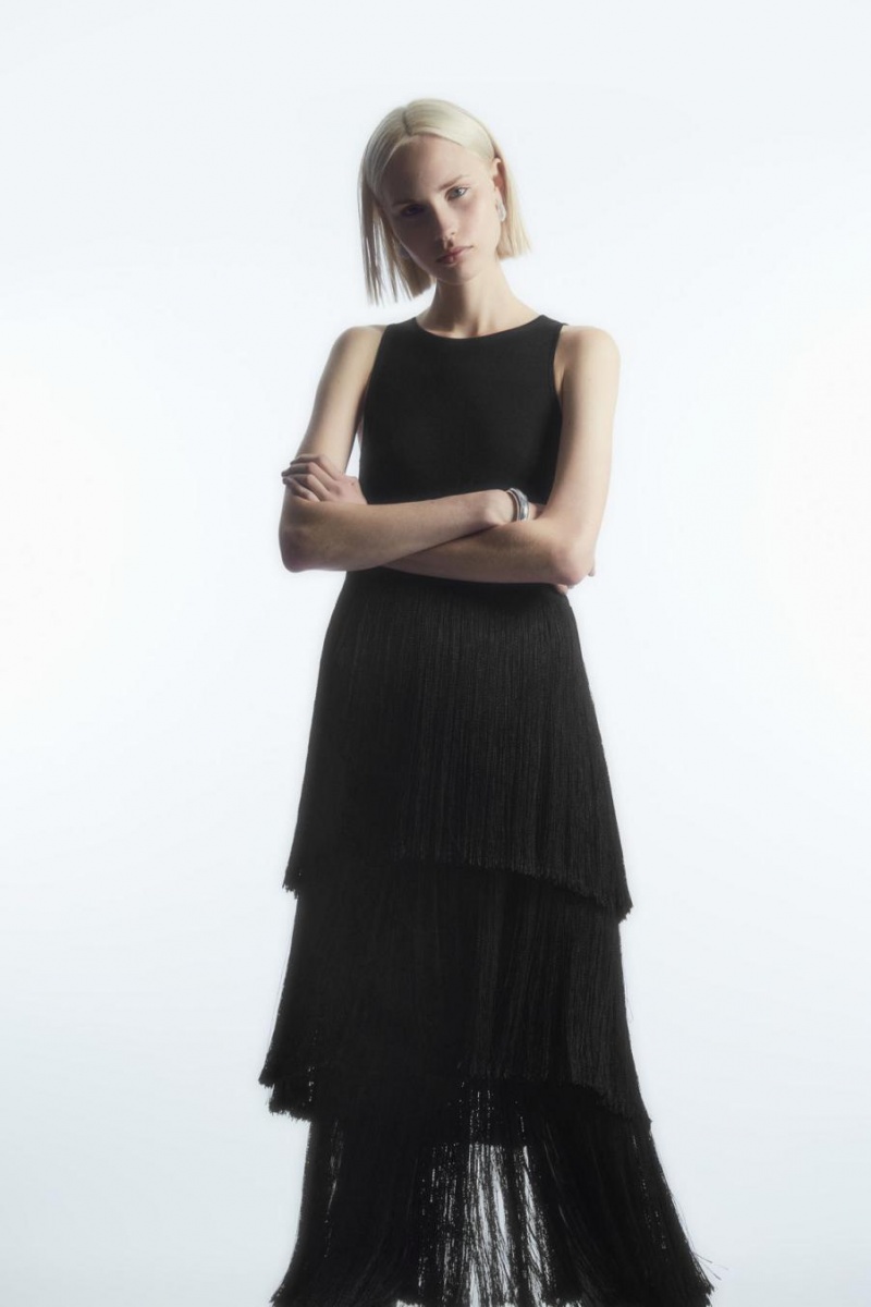 COS Fringed Tiered Midi Ruha Női Fekete | KPL-046913
