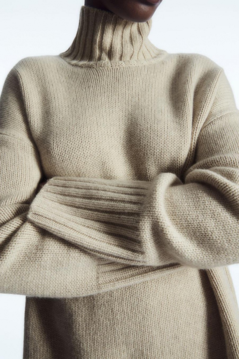 COS Funnel-neck Pure Cashmere Jumpers Női Krém | GSZ-198746