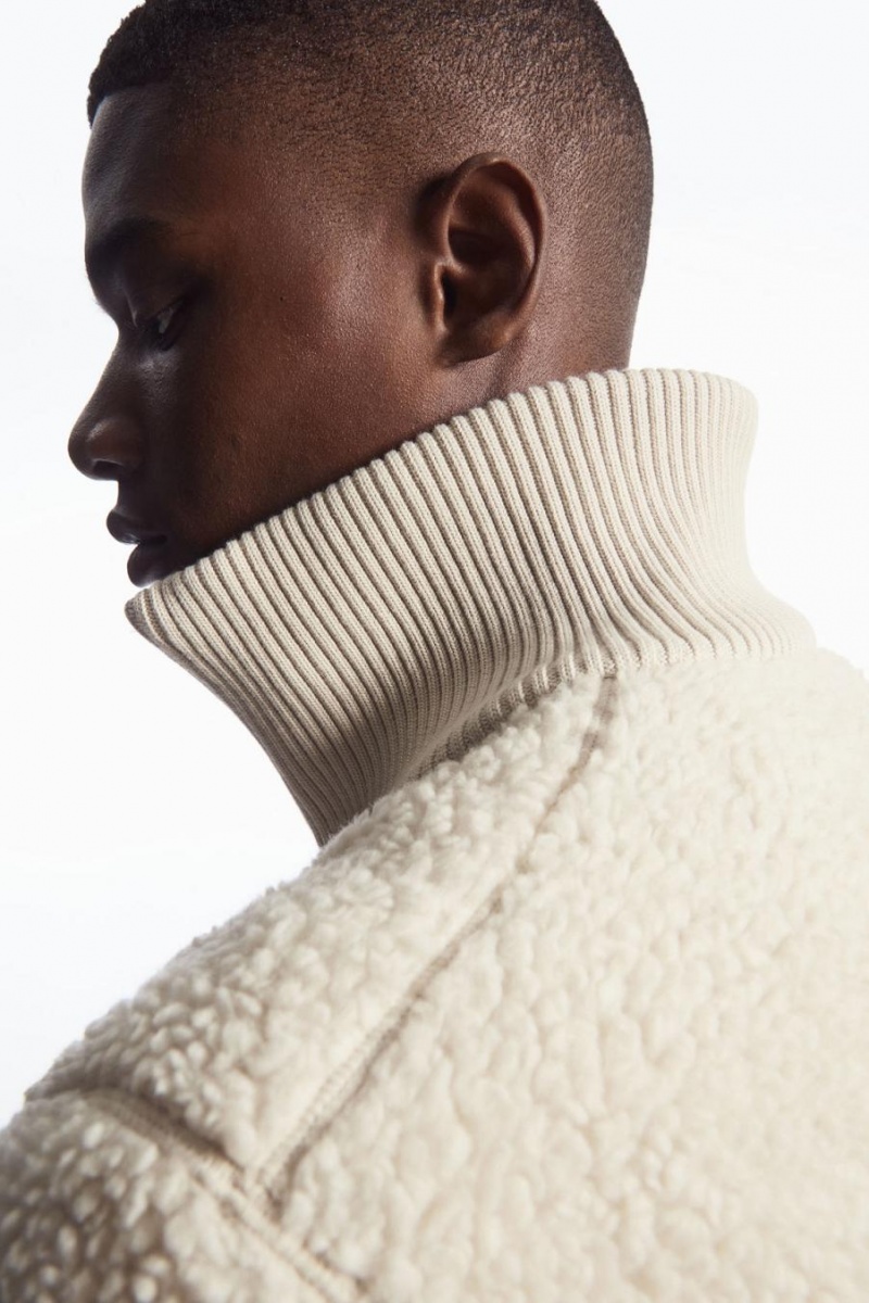 COS Funnel-neck Teddy Kabát Férfi Világos Bézs | FMI-751386