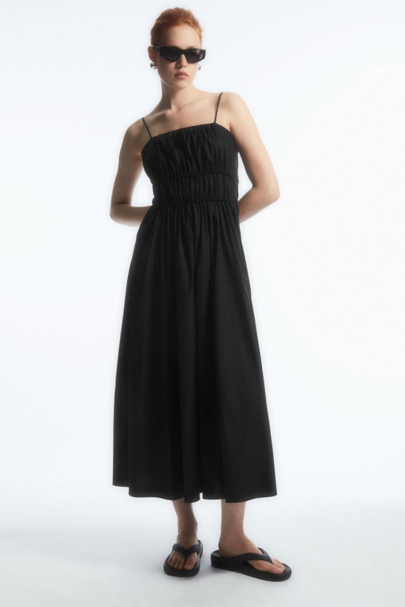 COS Gathered Bustier Midi Ruha Női Fekete | RNS-795418