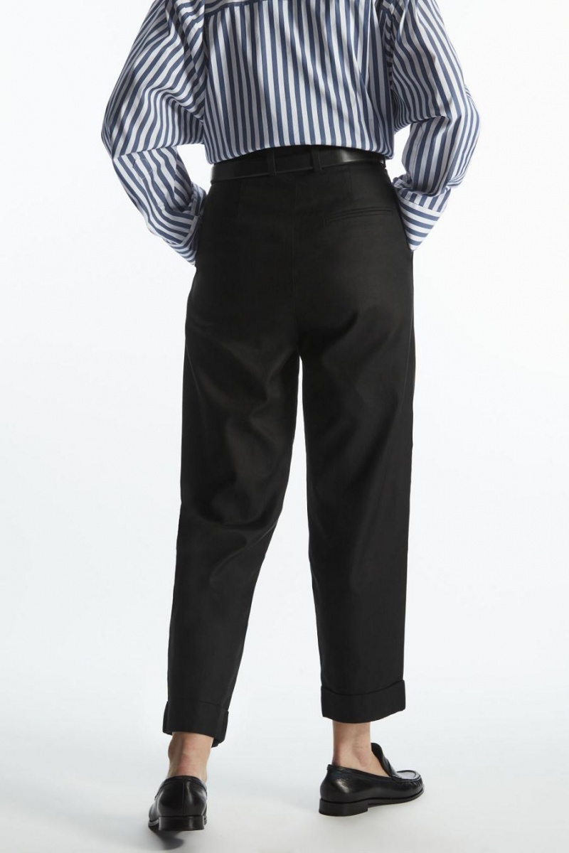 COS High-waisted Tapered Twill Nadrág Női Fekete | IKA-538469
