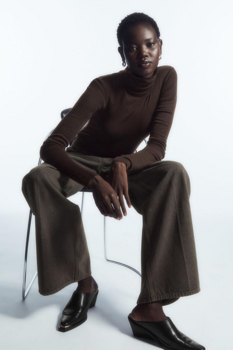 COS Merino Gyapjú Turtleneck Felső Női Sötétbarna | MIV-743856
