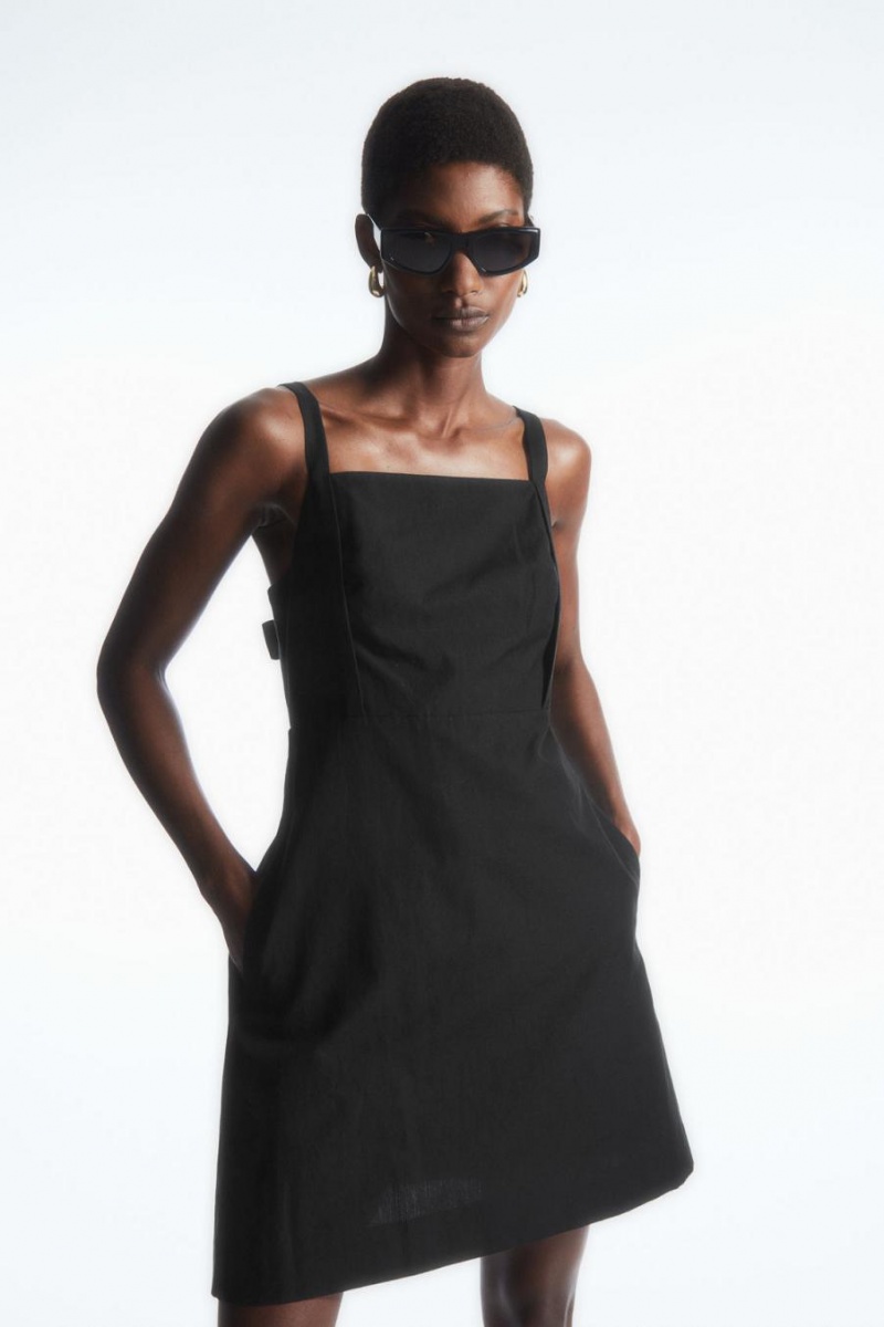 COS Open-back Mini Pinafore Ruha Női Fekete | GXN-273948