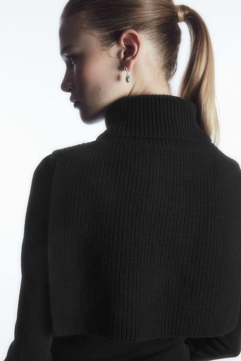 COS Open-side Cashmere-blend Roll-neck Mellény Női Fekete | HDI-190263