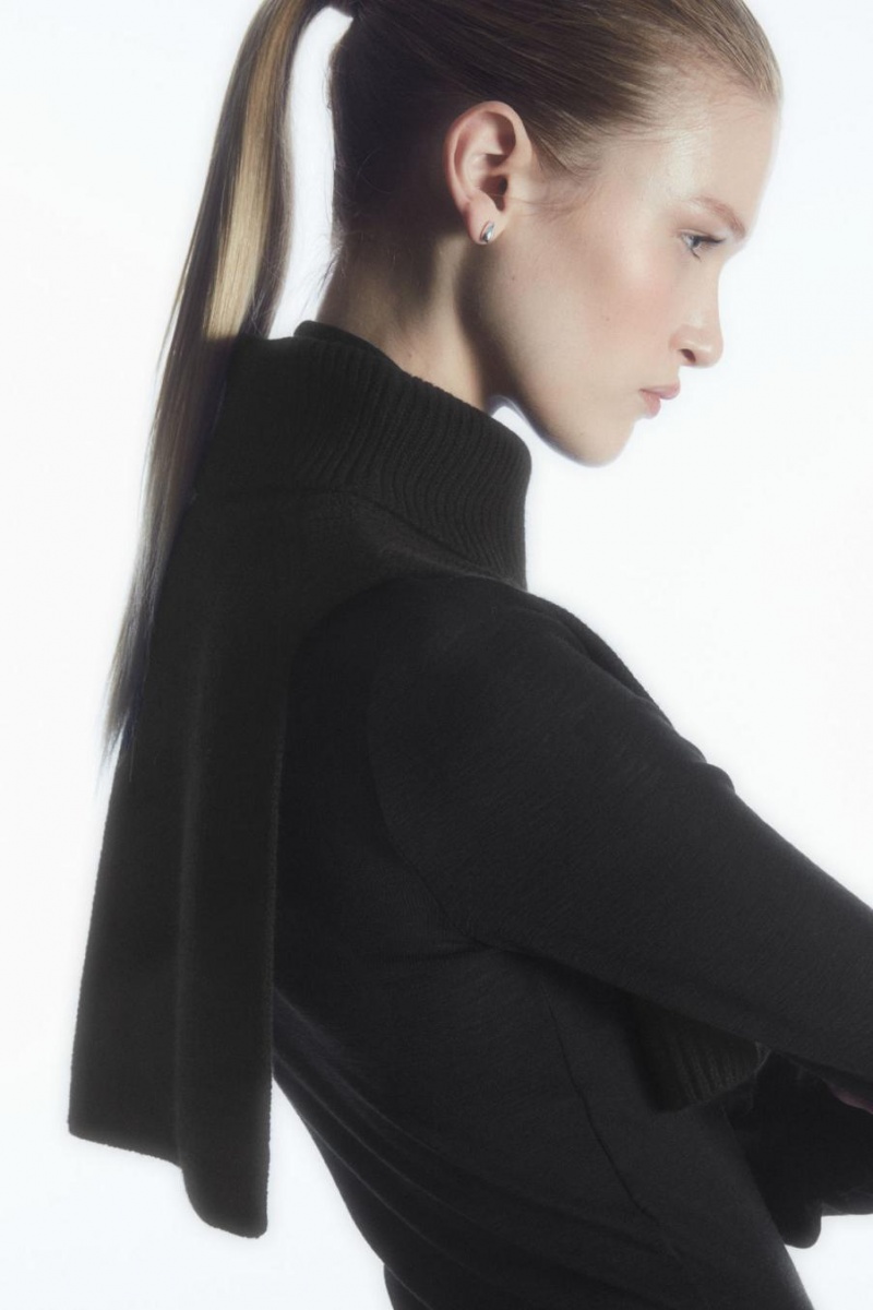 COS Open-side Cashmere-blend Roll-neck Mellény Női Fekete | HDI-190263