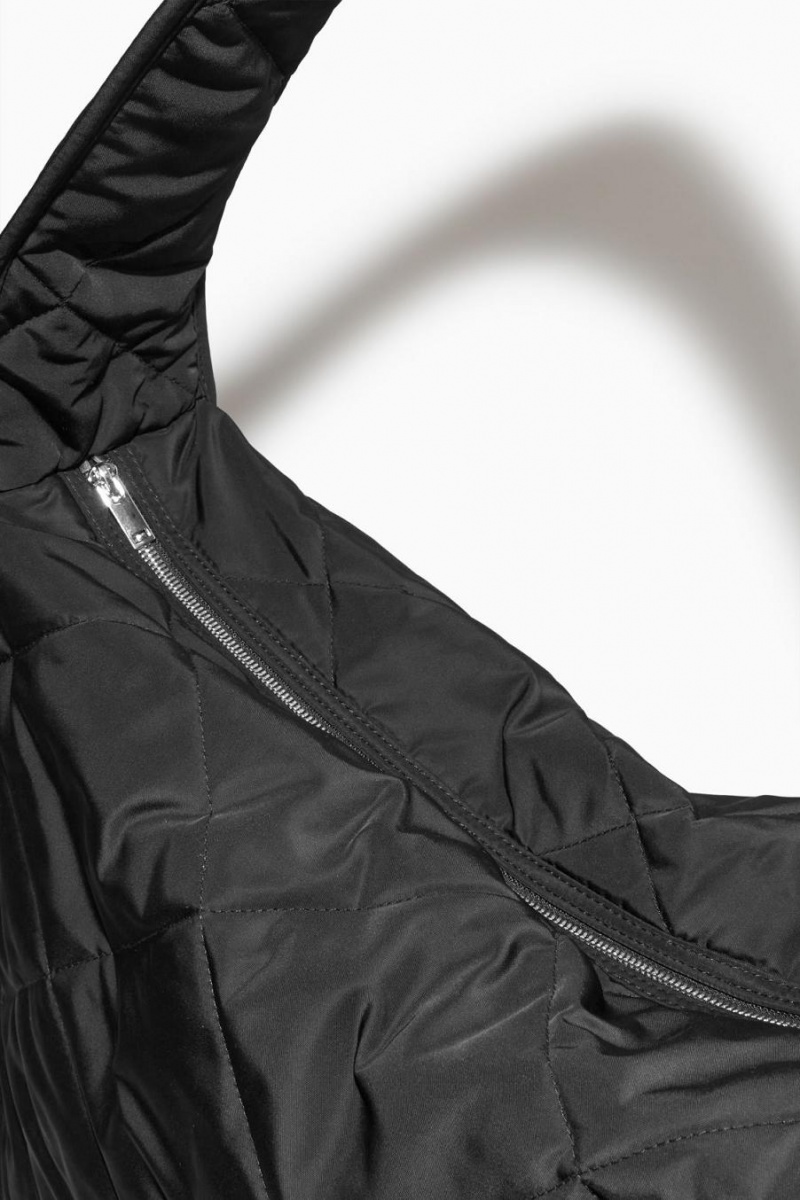 COS Oversized Diamond-quilted Táska Férfi Fekete | EIN-651289
