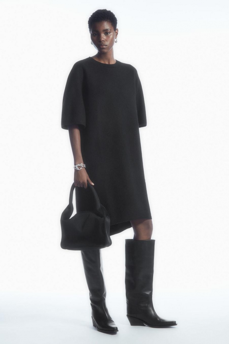 COS Oversized-fit Gyapjú T-shirt Ruha Női Fekete | ACG-290183