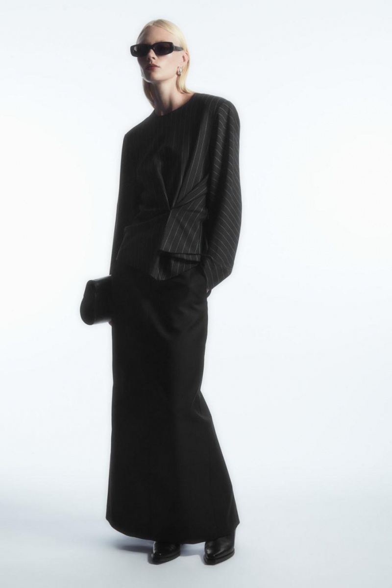 COS Pinstriped Draped Felső Női Fekete | CYP-250897