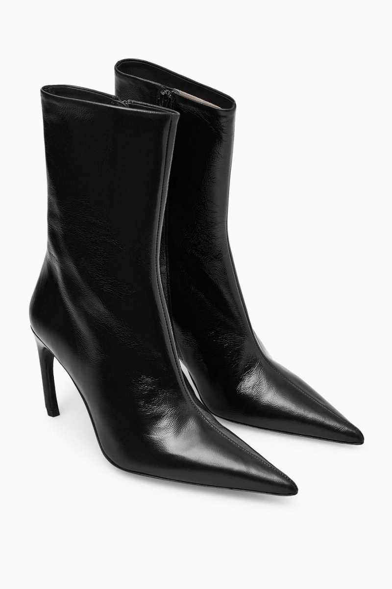 COS Pointed Lakkbőr-leather Bokacsizma Női Fekete | OYV-670154