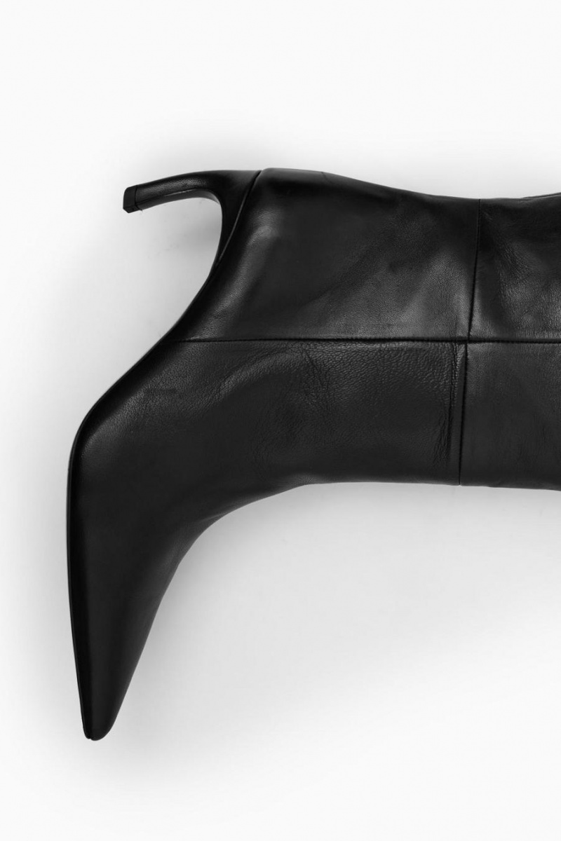 COS Pointed-toe Bőr Knee-high Csizma Női Fekete | BID-913046