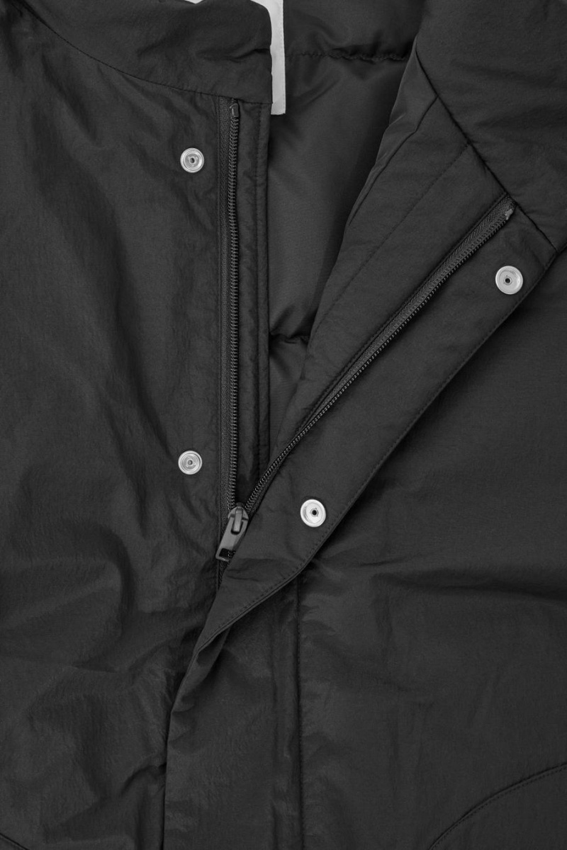 COS Párnázott Magnetic-collar Kabát Férfi Fekete | AVU-976530