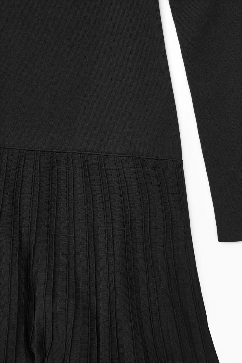 COS Redőzött Kötött Turtleneck Maxi Ruha Női Fekete | RNG-394706