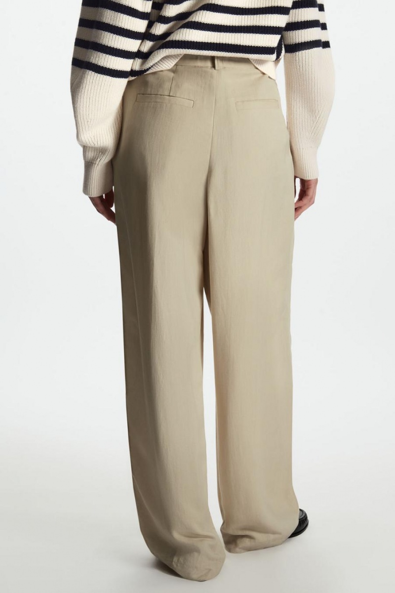COS Relaxed-fit Tailored Nadrág Női Világos Bézs | LAW-539276