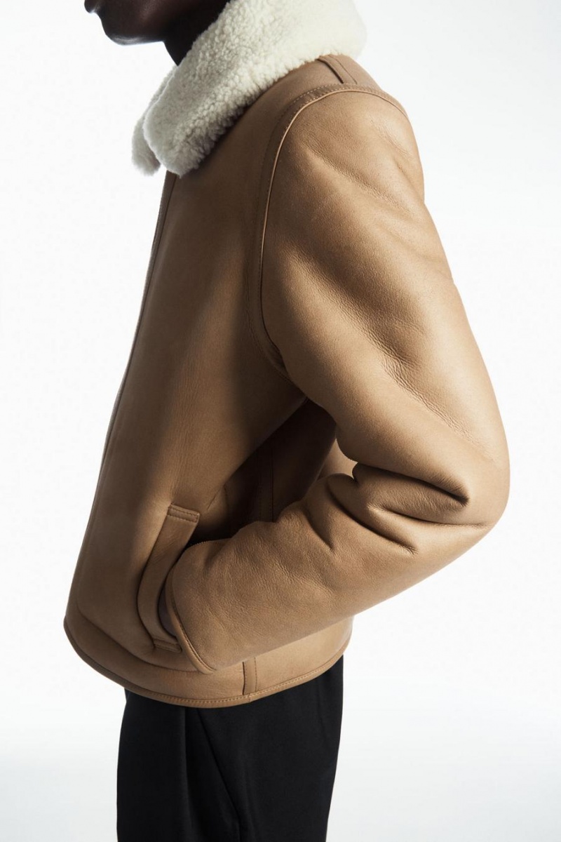COS Reversible Shearling Kabát Férfi Barna | NKP-620345